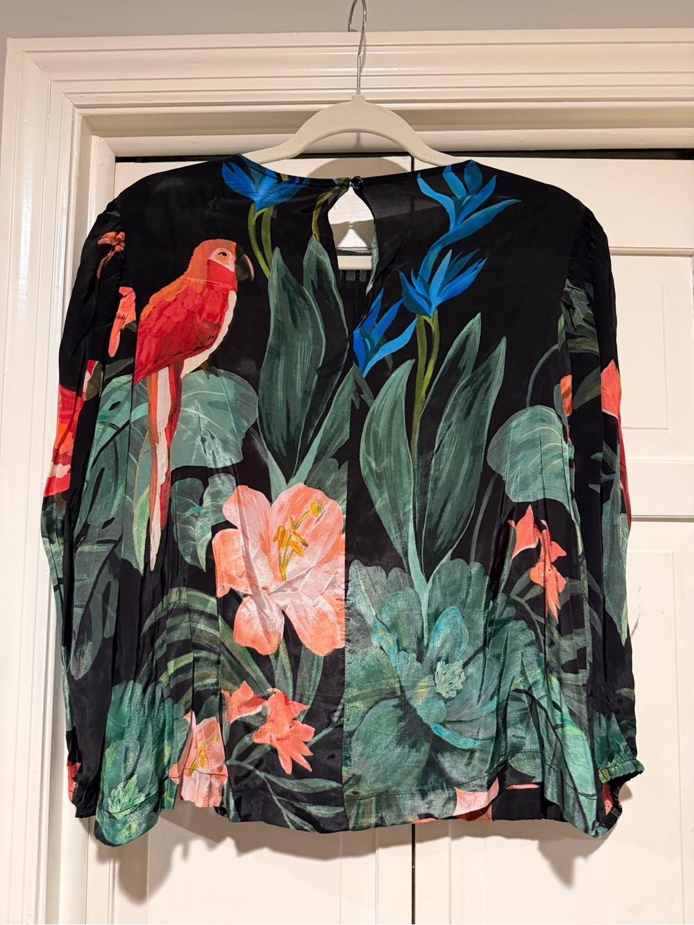 FARM Rio Midnight Macaw Fiesta Black Blouse with Lace Detail Tropical Top - Picture 9 of 10